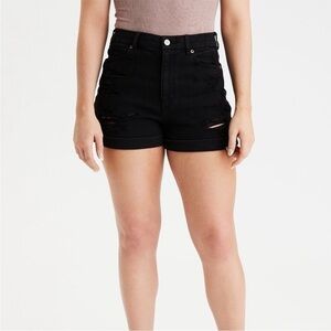 🆕American Eagle - Distressed mom short